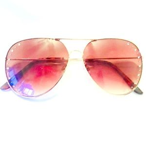 I am selling fantastic sunglasses